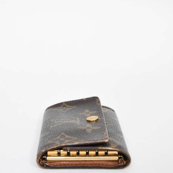 Louis Vuitton Monogram 6 Key Holder - Picture 5 of 10